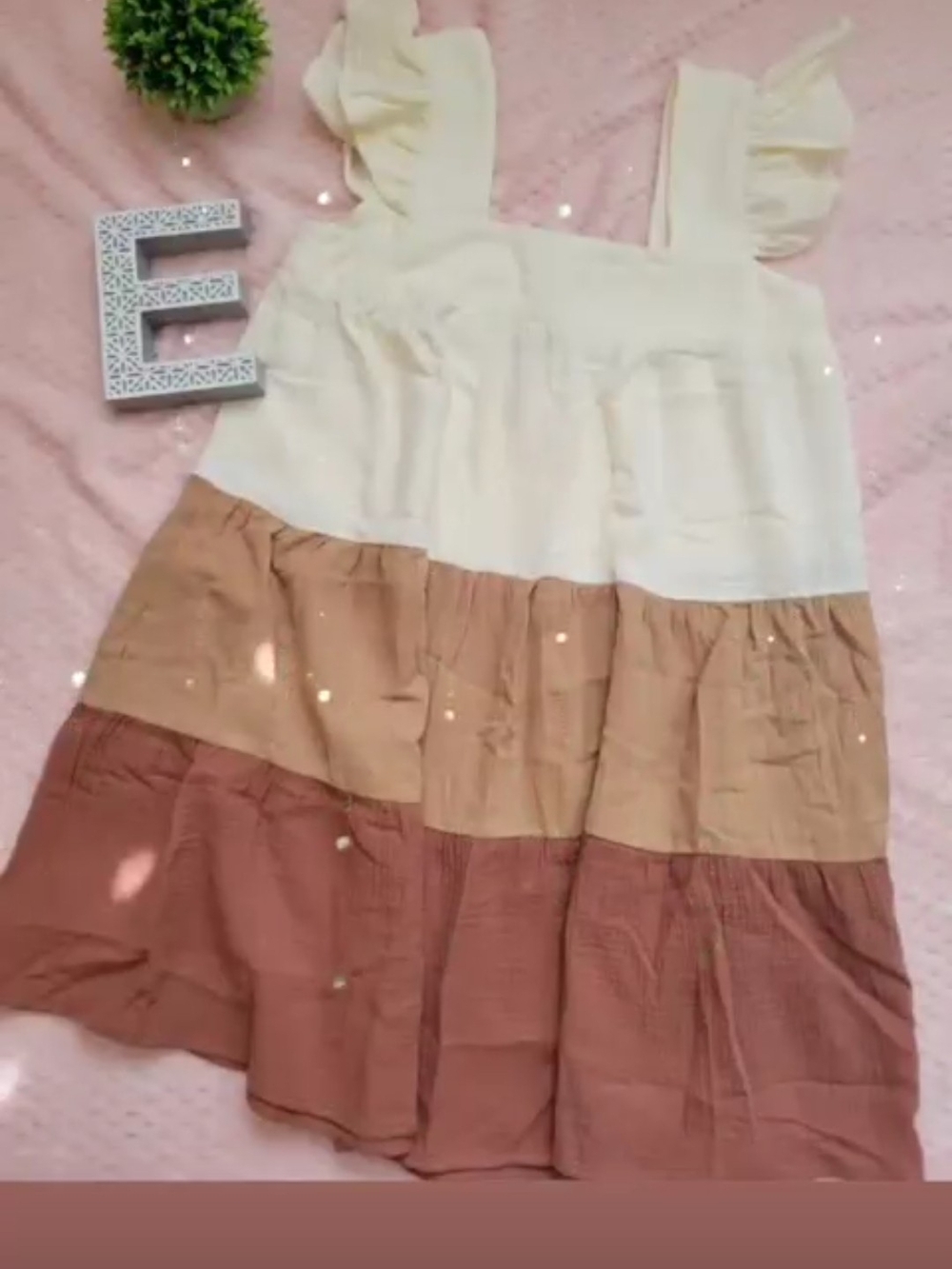 entro Cream, Tan & Brown Tiered Ruffle Mini Dress